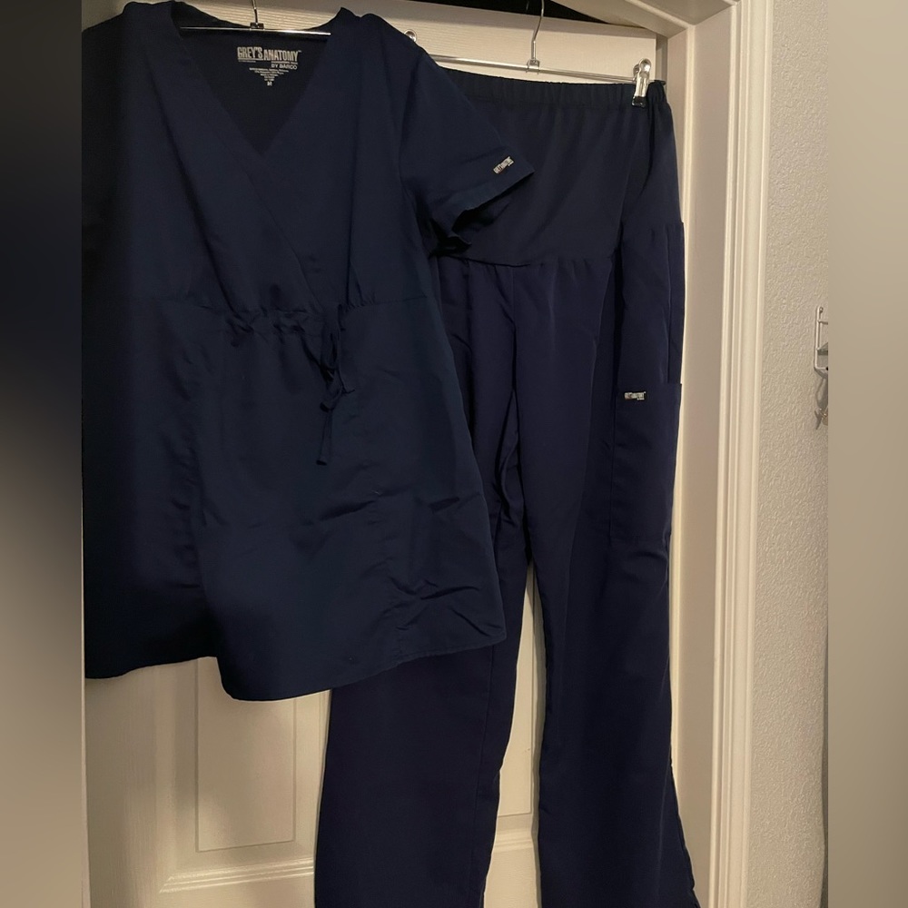 Grey’s Anatomy Maternity Scrubs